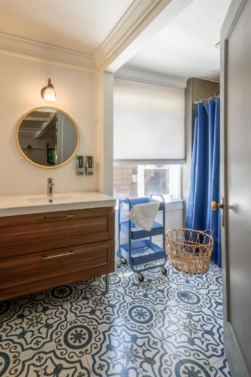 Cedar Gables Inn - image 45