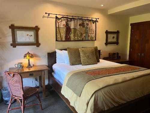 Blackbird Inn - image 24