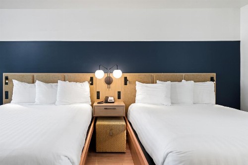 Chablis Inn - image 21