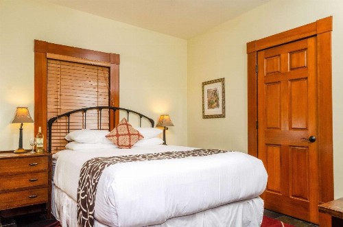 Hotel Napa Valley Ascend Hotel Collection - image 4