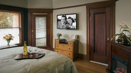 Cabernet House an Old World Inn - image 30
