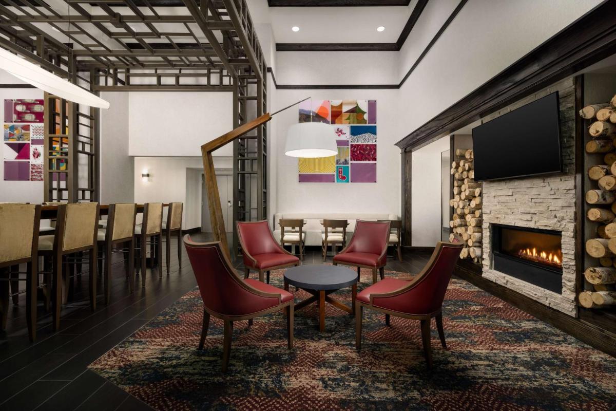 Hampton Inn & Suites - Napa CA - image 6