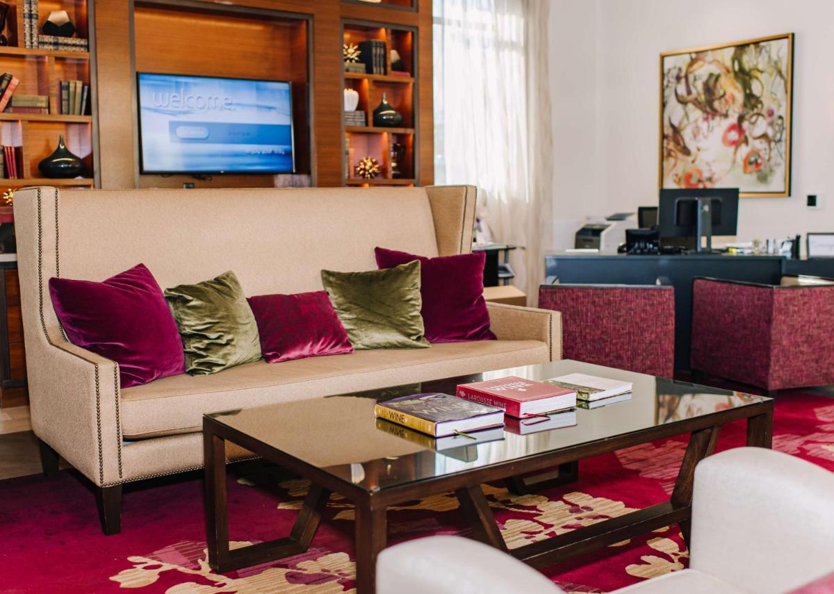 Vista Collina Resort - image 7