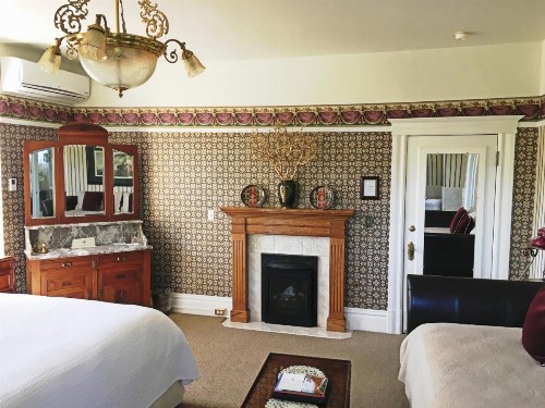 Churchill Manor - image 5