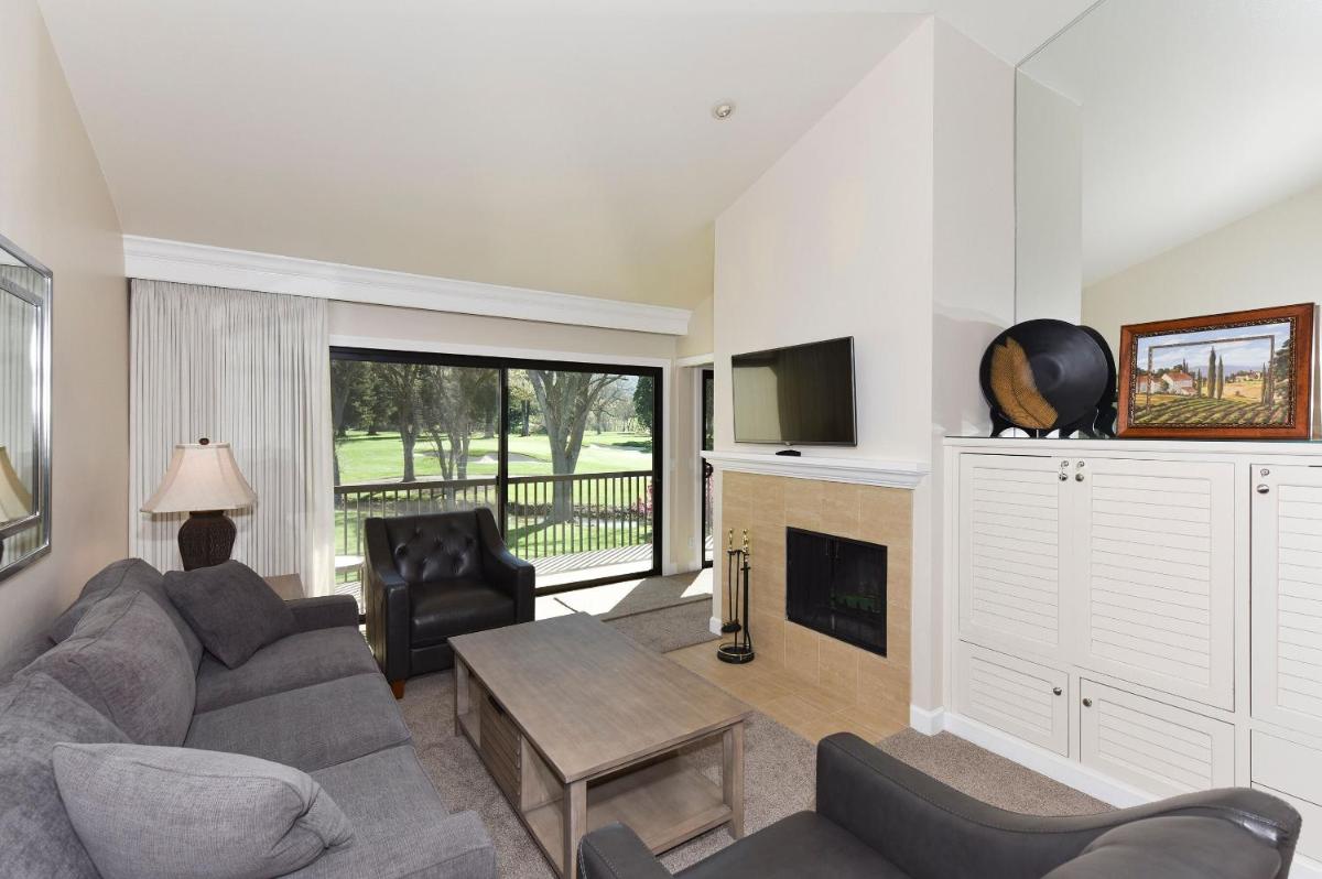 702 Cottages at Silverado condo - main image