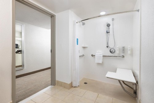 Hampton Inn Naples-Central - image 34