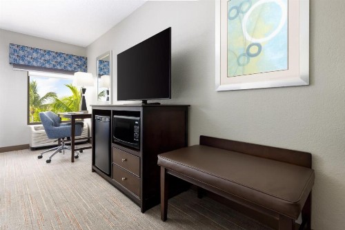 Hampton Inn Naples-Central - image 38