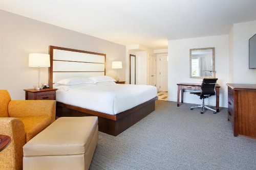 Hilton Naples - image 22