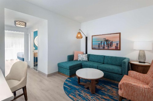 DoubleTree Suites by Hilton Naples - image 33