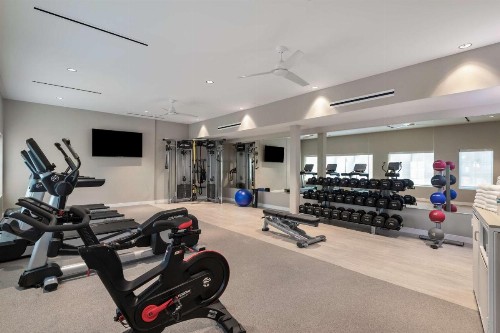 DoubleTree Suites by Hilton Naples - image 4