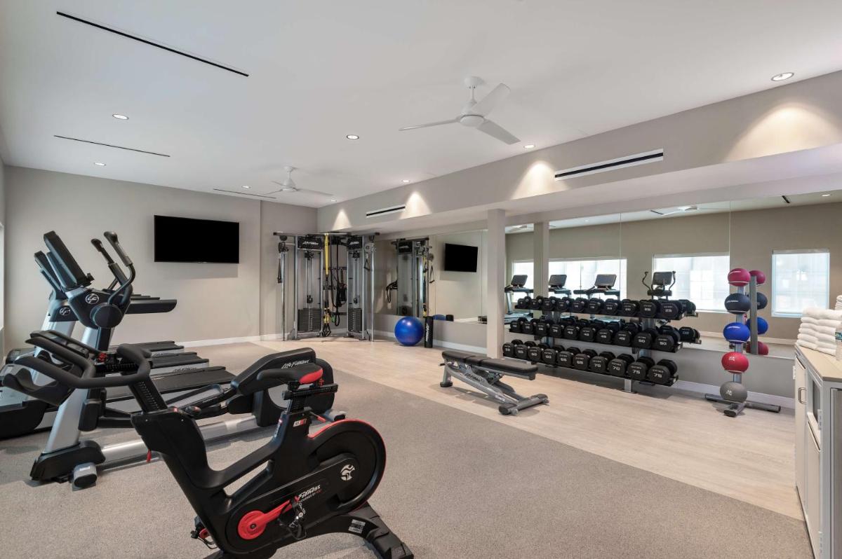 DoubleTree Suites by Hilton Naples - image 4