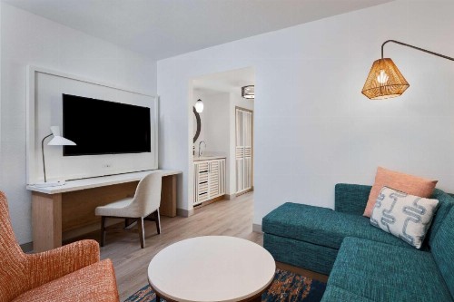 DoubleTree Suites by Hilton Naples - image 5