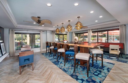 Hampton Inn Naples - I-75 - image 20