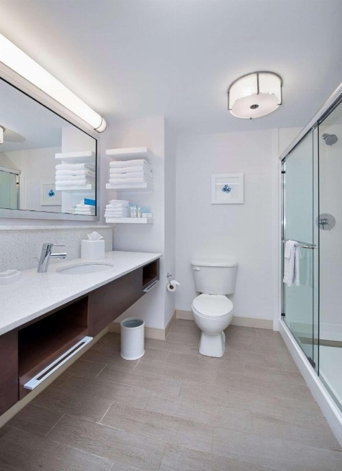 Hampton Inn Naples - I-75 - image 22