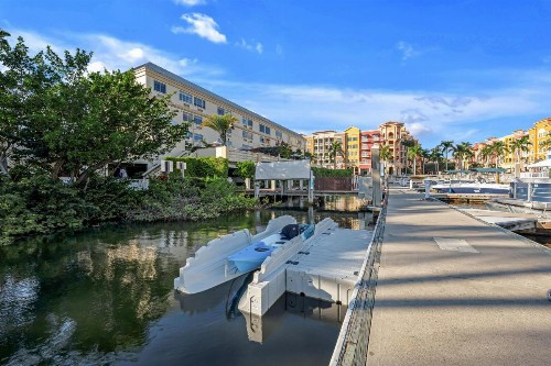 Bayfront Inn 5th Avenue - image 22