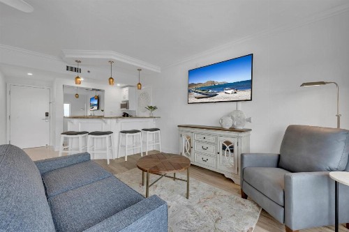 Bayfront Inn 5th Avenue - image 4