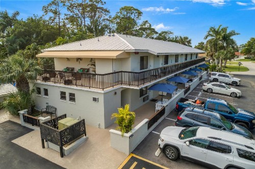 The Fairways Inn of Naples - image 14