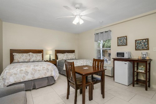 The Fairways Inn of Naples - image 23