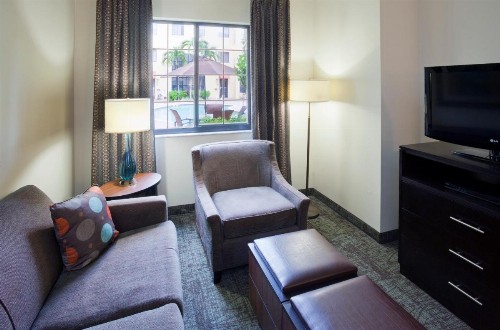 Staybridge Suites Naples - Gulf Coast an IHG Hotel - image 3