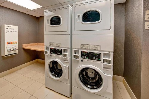 SpringHill Suites by Marriott Naples - image 24