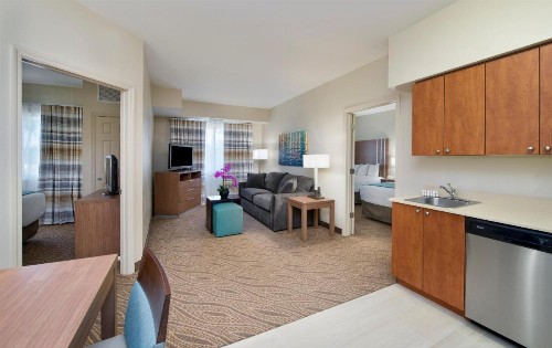 Hawthorn Suites by Wyndham Naples - image 24
