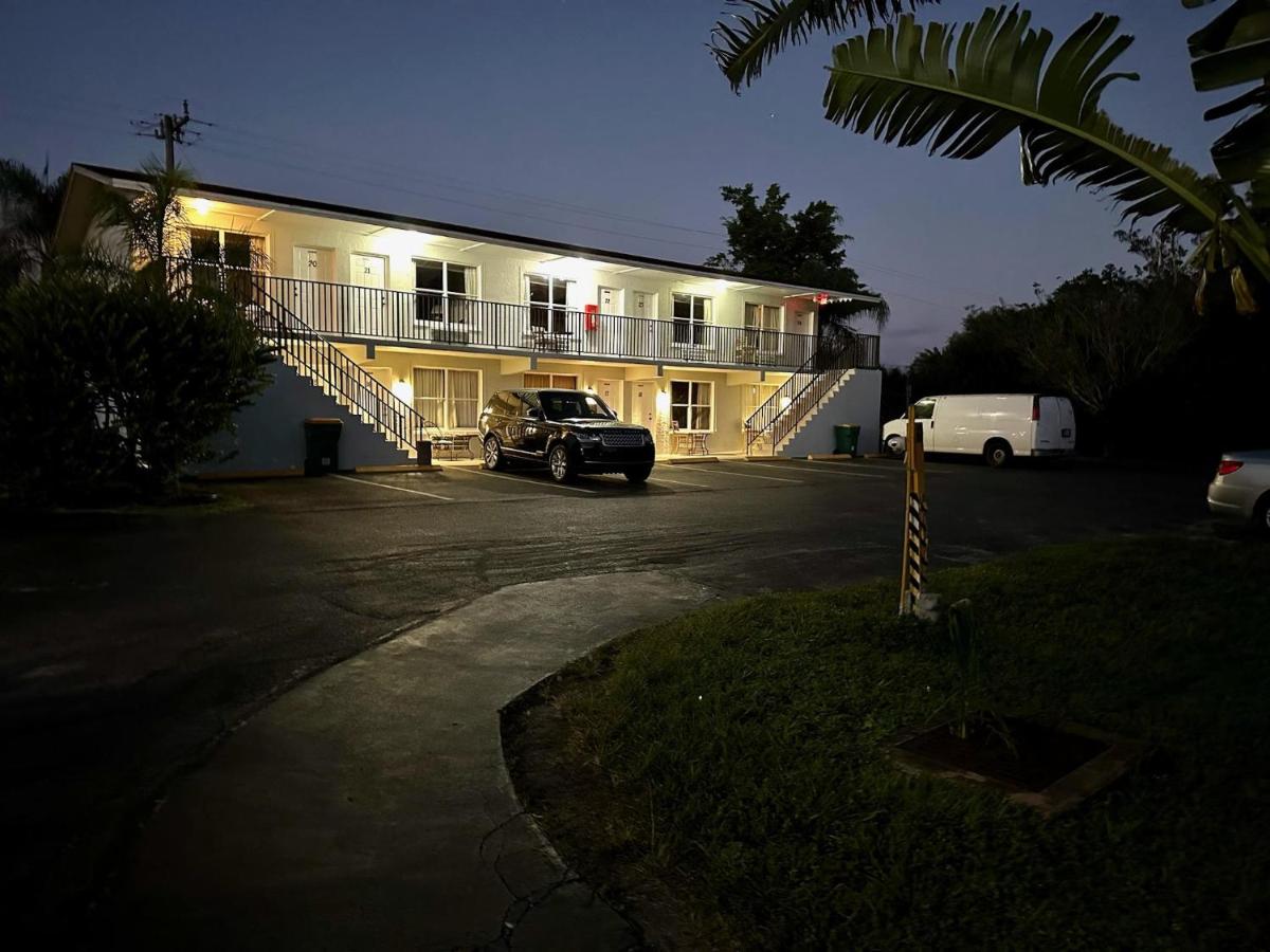 Conty's Motel - image 5