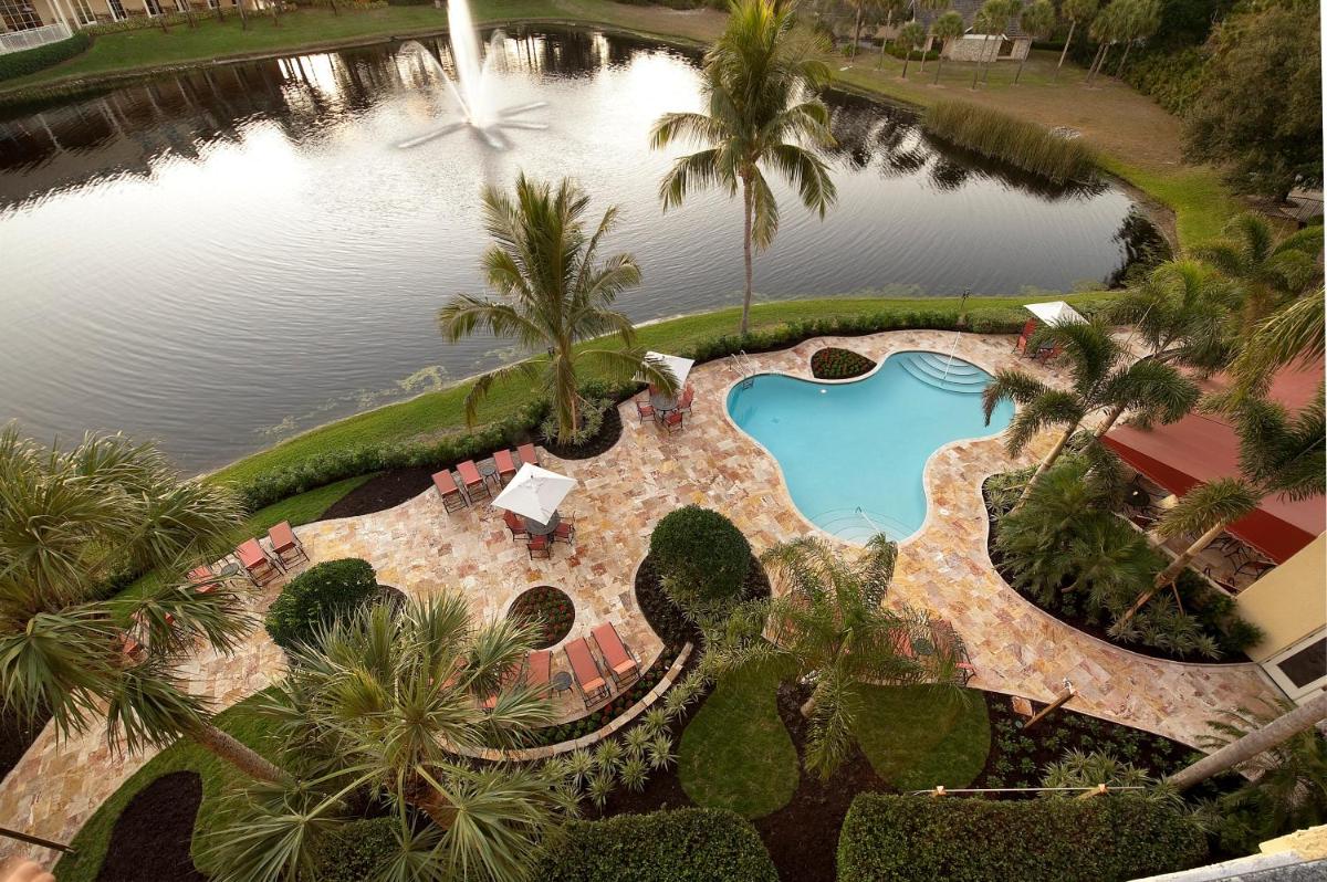 Inn at Pelican Bay - image 5