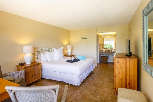 Naples Garden Inn - image 11