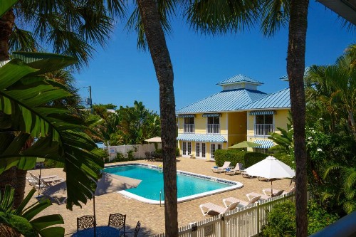 Naples Garden Inn - image 24