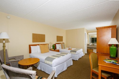Naples Garden Inn - image 27