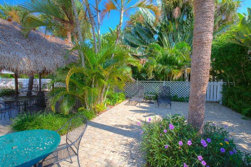 Naples Garden Inn - image 29