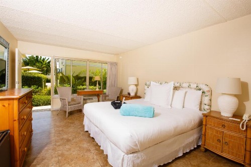 Naples Garden Inn - image 30