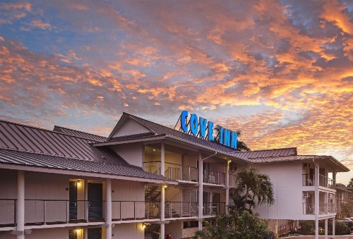 Cove Inn on Naples Bay - image 12