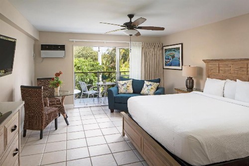 Cove Inn on Naples Bay - image 24