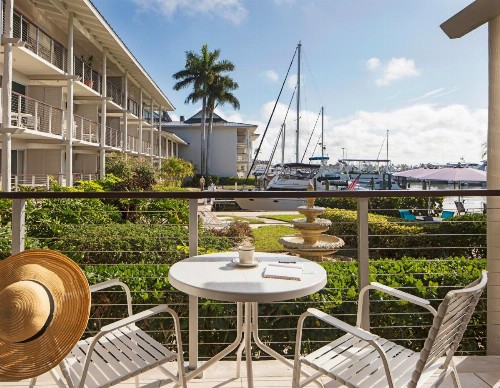 Cove Inn on Naples Bay - image 4