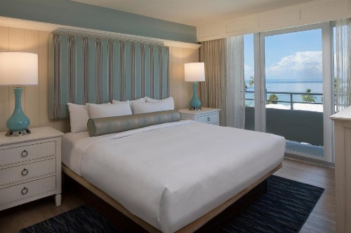 Edgewater Beach Hotel - image 10