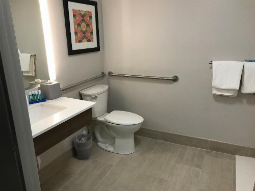 Holiday Inn Express - Naples South - I-75 an IHG Hotel - image 23