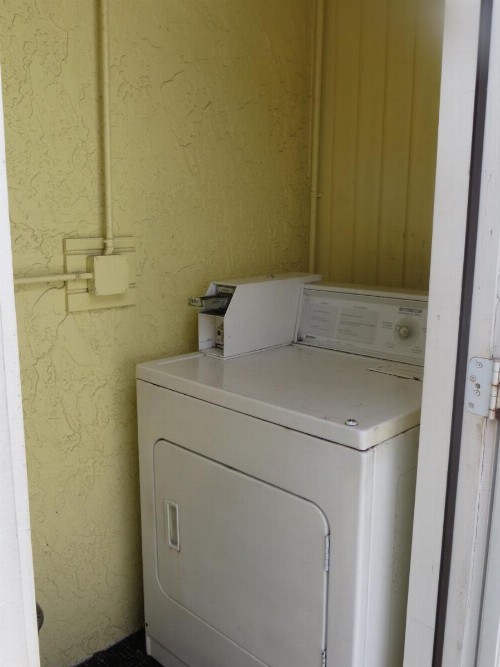 Lemon Tree Inn - image 7