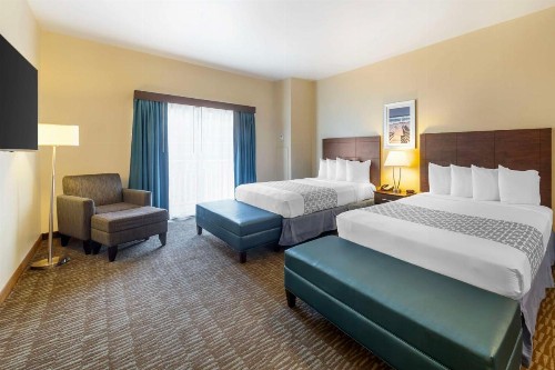 Best Western Naples Plaza Hotel - image 18