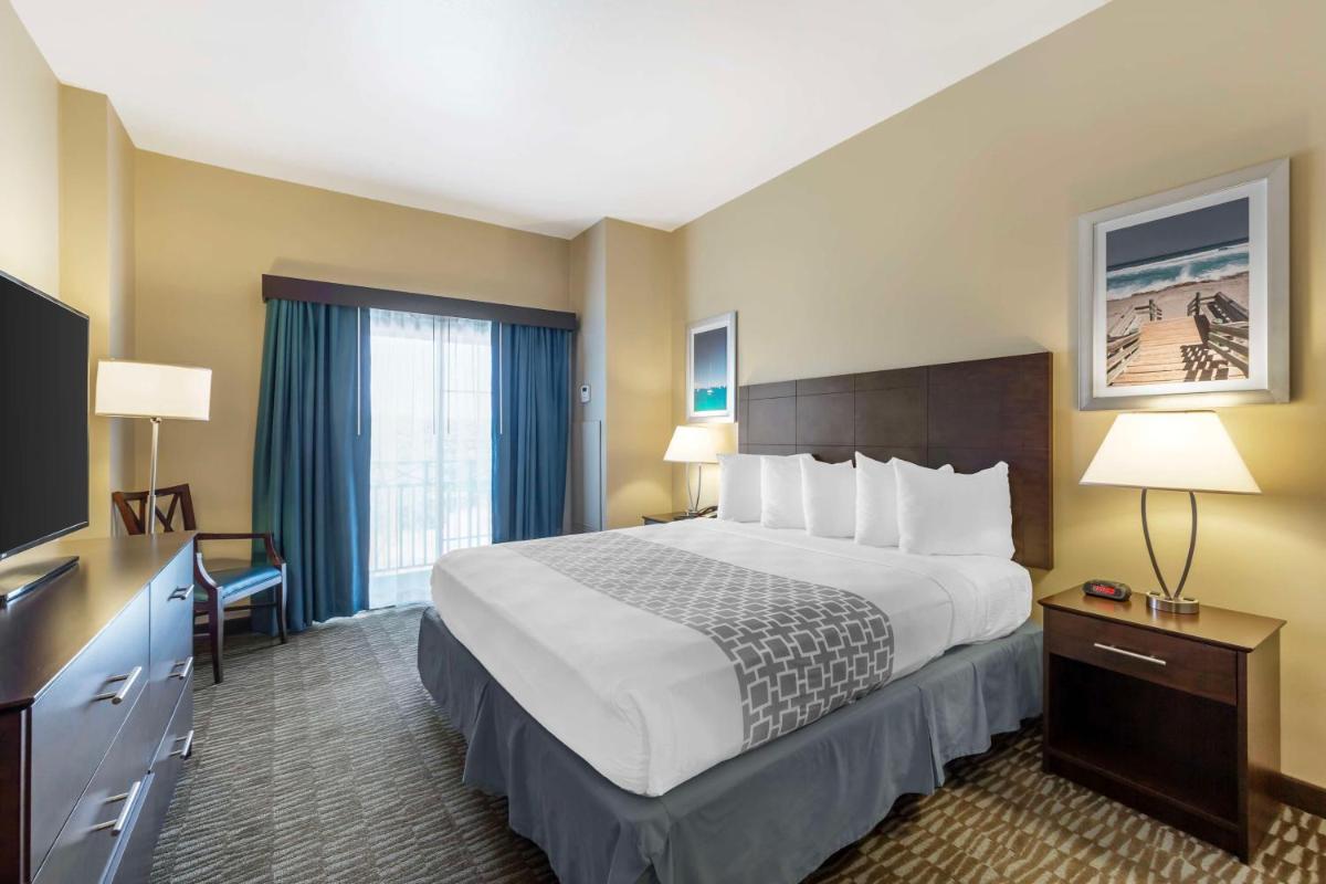 Best Western Naples Plaza Hotel - image 3