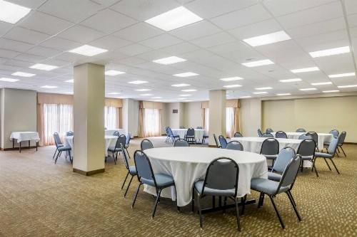 Best Western Naples Plaza Hotel - image 39