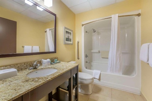 Best Western Naples Plaza Hotel - image 43