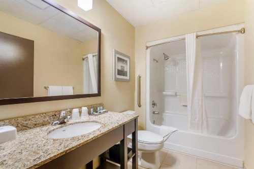 Best Western Naples Plaza Hotel - image 47