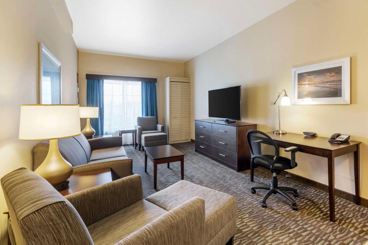 Best Western Naples Plaza Hotel - image 7