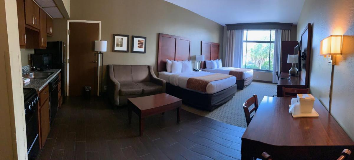 Comfort Inn & Executive Suites Naples - image 6