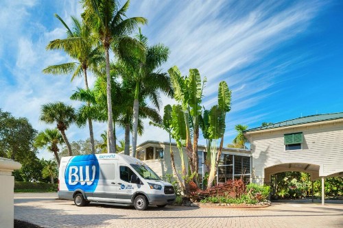 Best Western Naples Inn & Suites