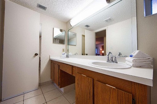 Best Western Naples Inn & Suites - image 13