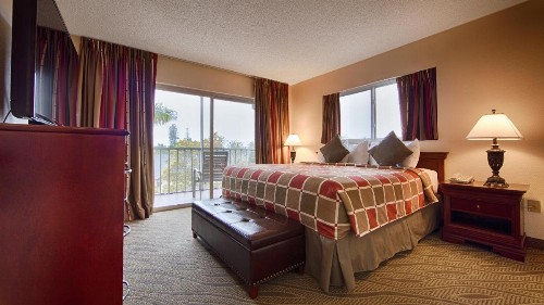 Best Western Naples Inn & Suites - image 21