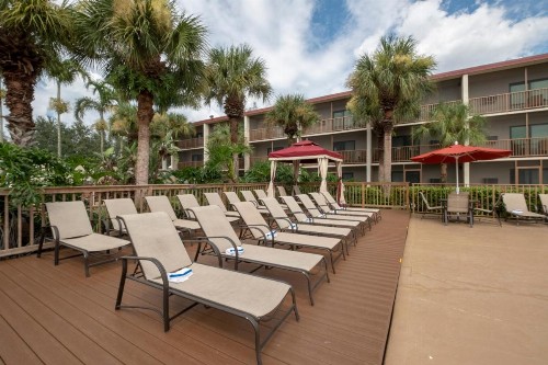 Red Roof Inn PLUS+ & Suites Naples Downtown-5th Ave S - image 24