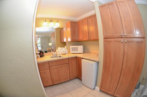 Gulfcoast Inn Naples - image 2